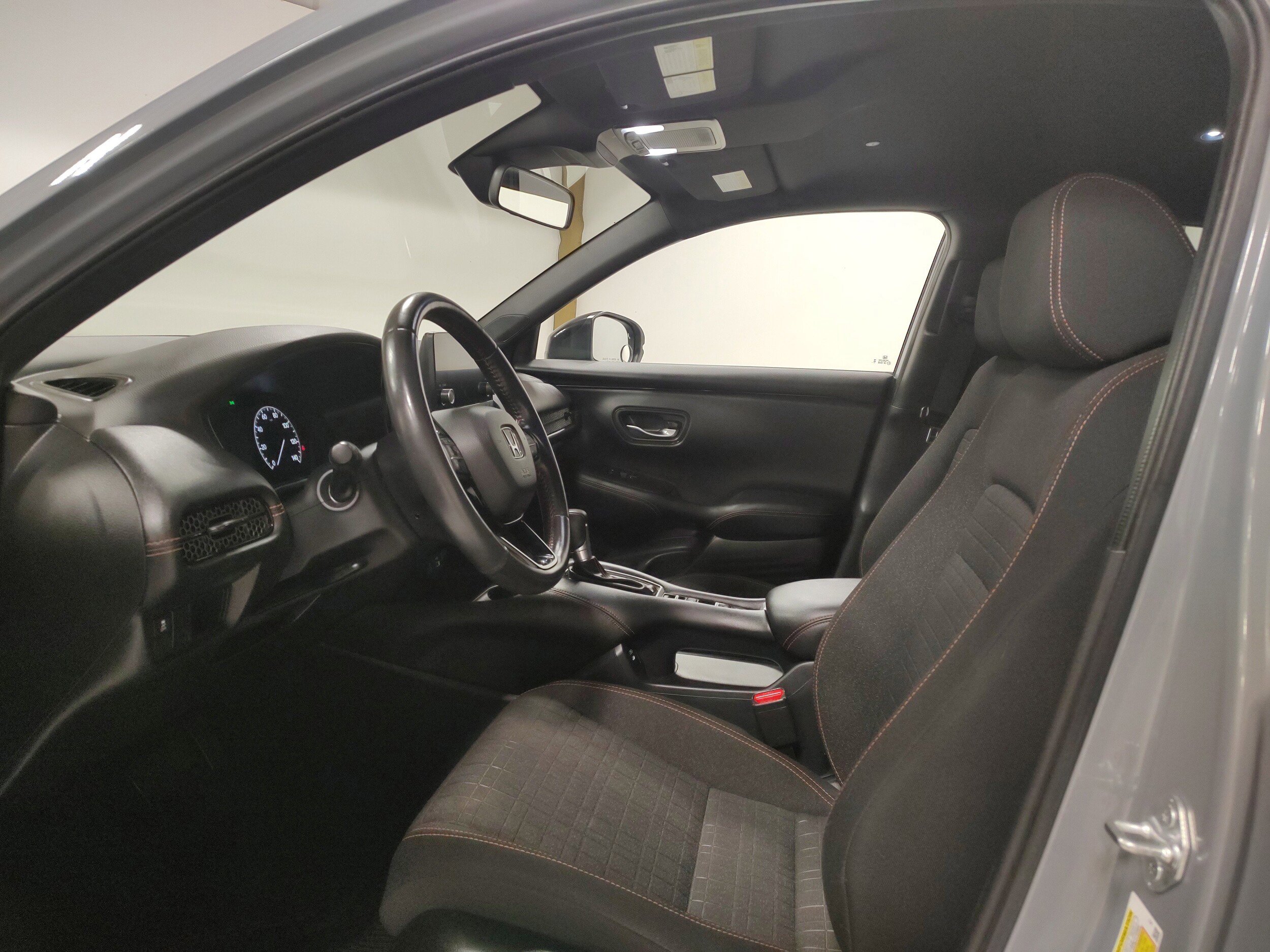 Used 2024 Honda HR-V Sport image 10