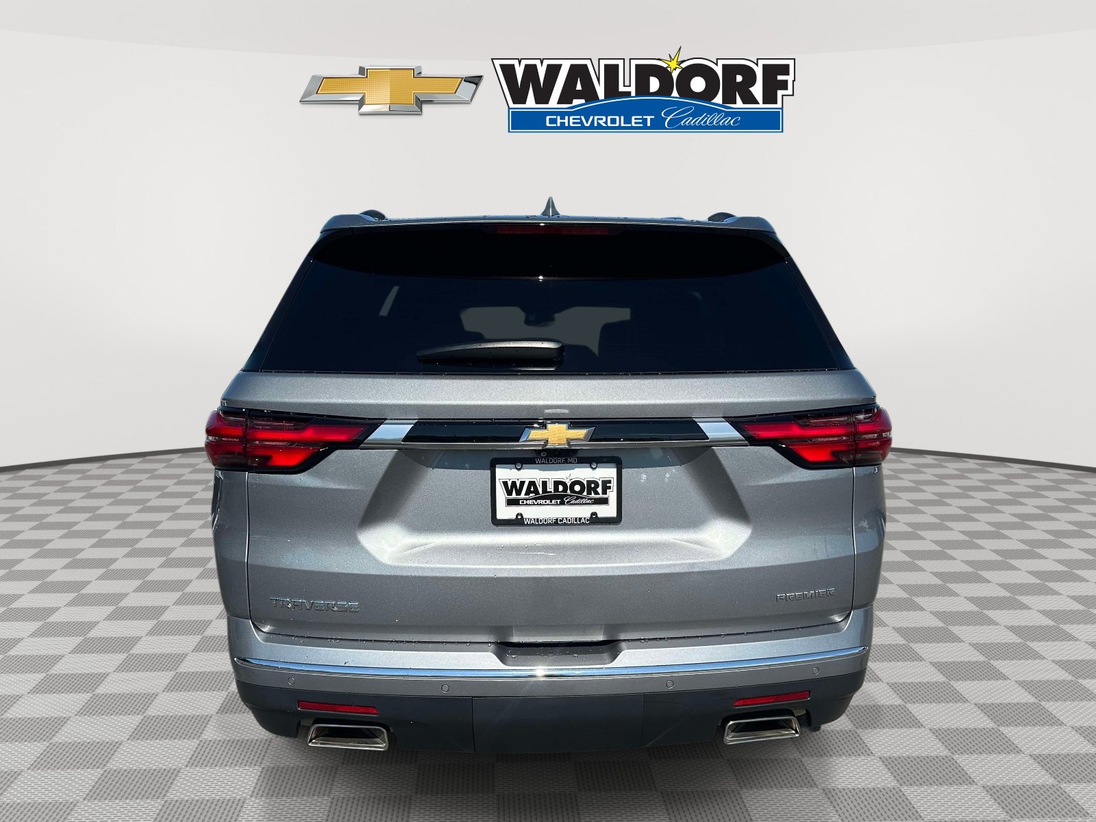 Used 2023 Chevrolet Traverse Premier w/ LPO, Floor Liner Package FWD image 5