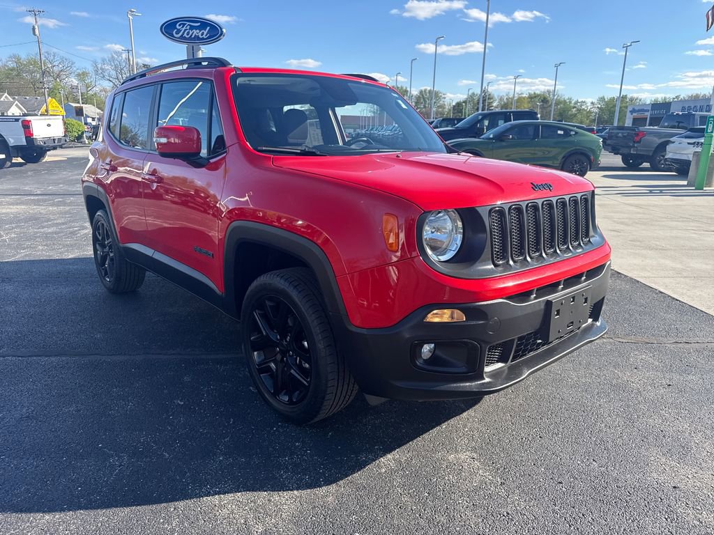 Used 2018 Jeep Renegade Altitude AWD/4WD image 4