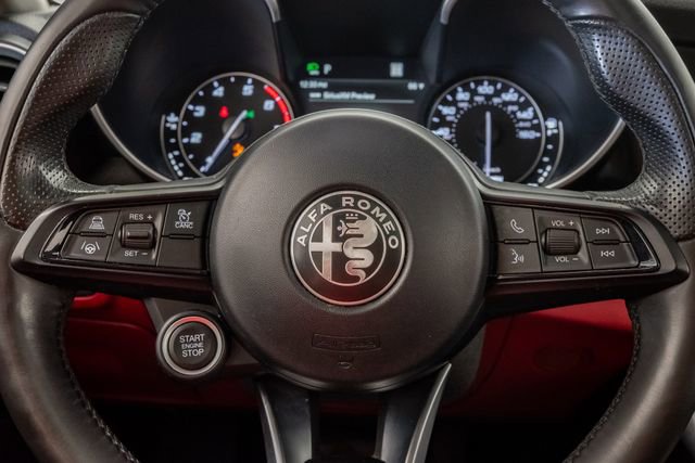 Used 2021 Alfa Romeo Giulia Ti w/ Active Assist 2 Package TI AWD/4WD image 12
