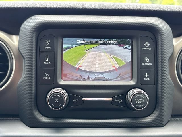 Used 2018 Jeep Wrangler Unlimited Sport AWD/4WD image 20