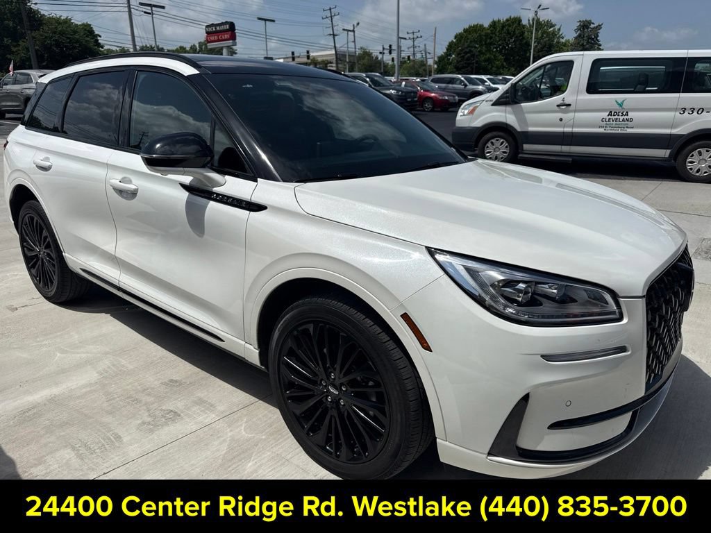 Used 2023 Lincoln Corsair Reserve w/ Equipment Group 201A AWD/4WD image 7
