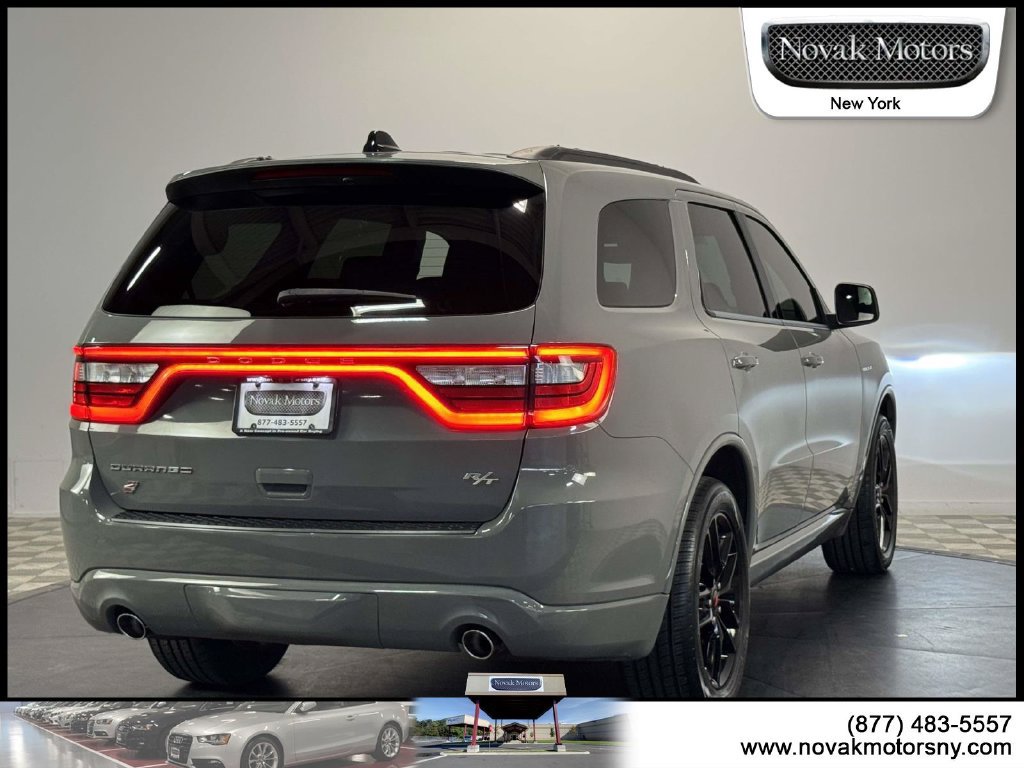 Used 2023 Dodge Durango R/T AWD/4WD image 8