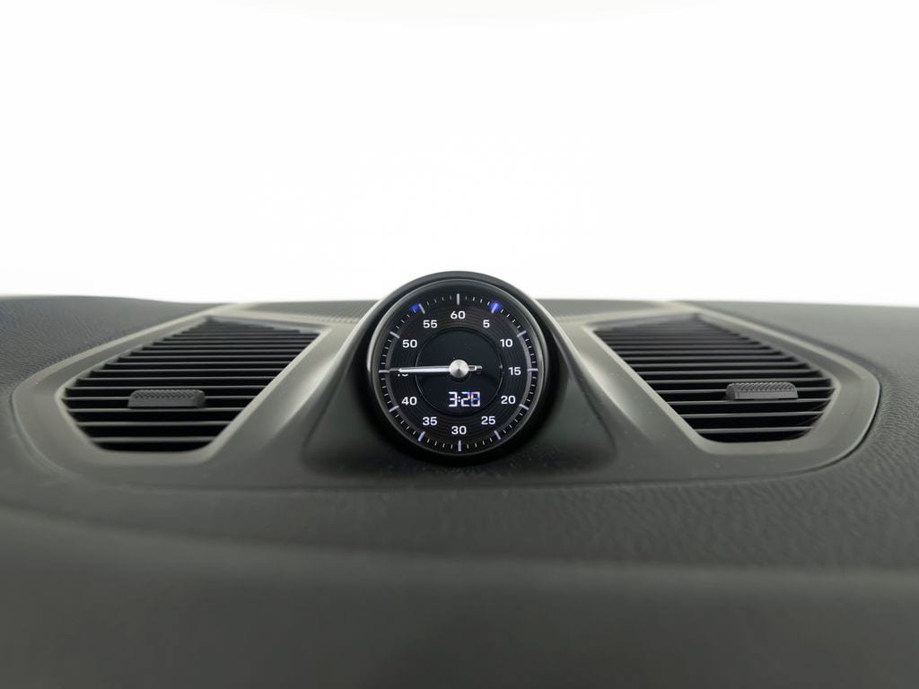 New 2026 Porsche Cayenne Coupe AWD/4WD image 25