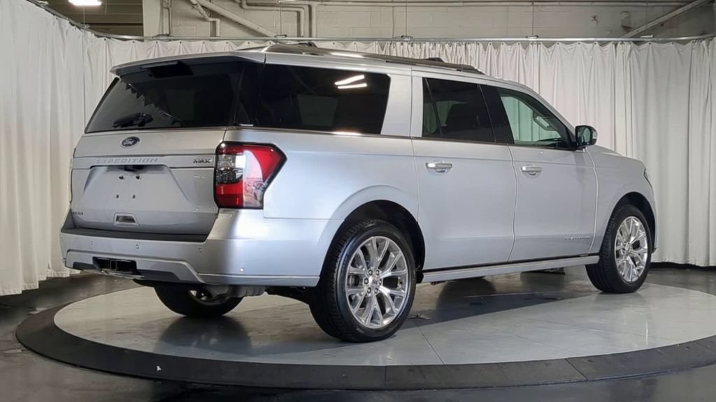 Used 2019 Ford Expedition Max Platinum AWD/4WD image 10