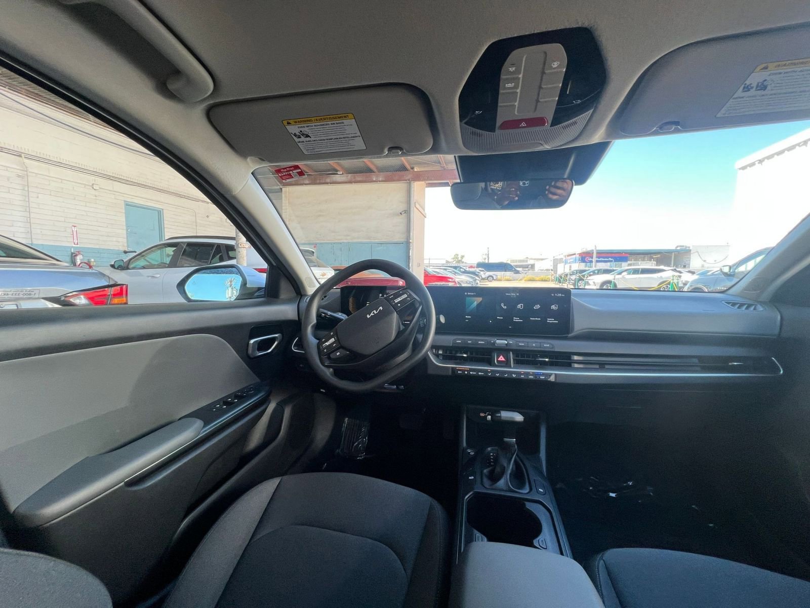 Used 2025 Kia K4 FWD image 34