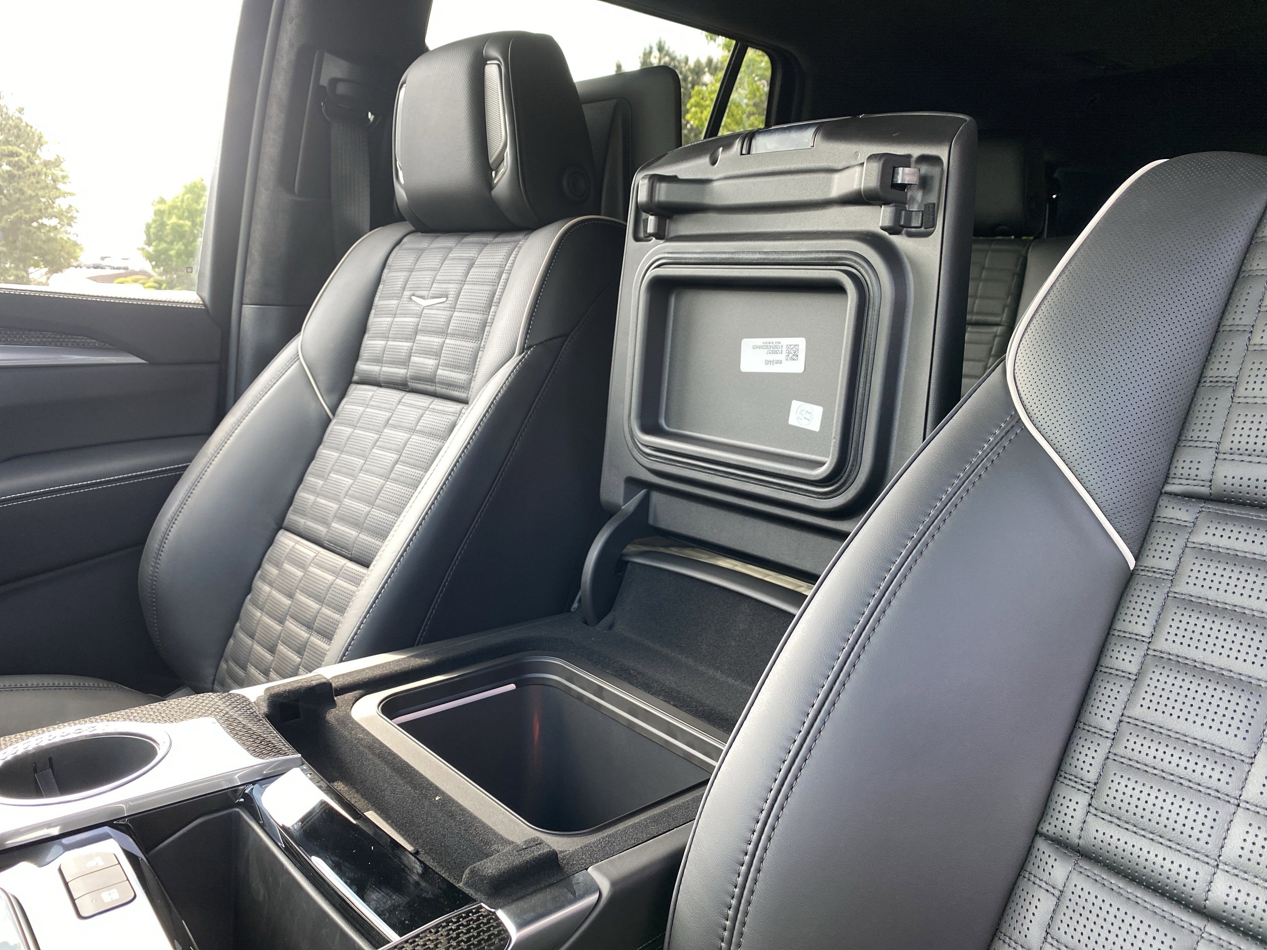 Used 2026 Cadillac Escalade V AWD/4WD image 37