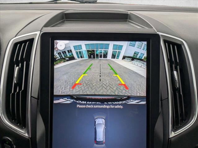 Used 2024 Ford Edge Titanium image 13