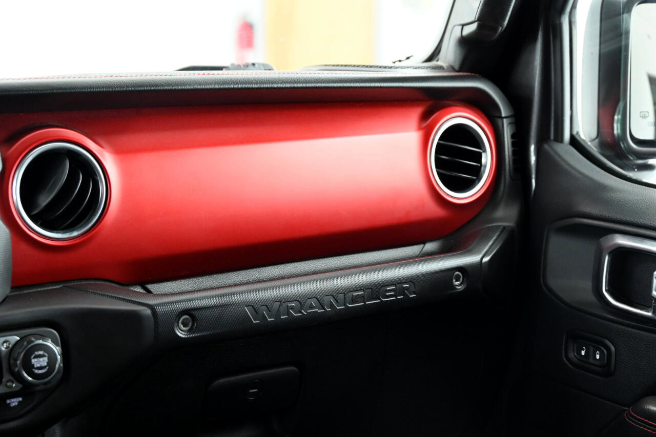 Used 2018 Jeep Wrangler Unlimited Rubicon image 34