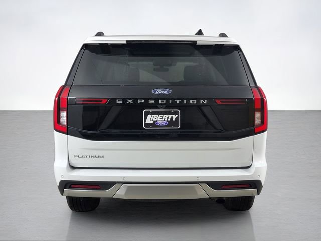 Used 2025 Ford Expedition Platinum AWD/4WD image 4