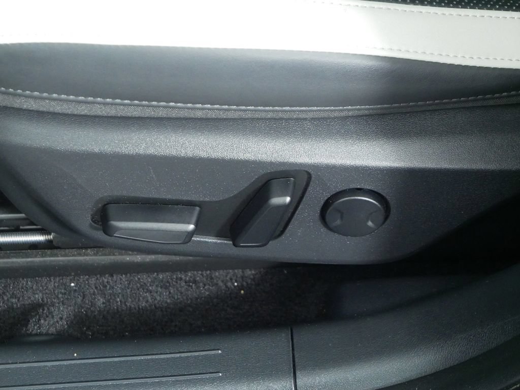 Certified 2024 Kia EV6 GT-Line AWD/4WD image 25