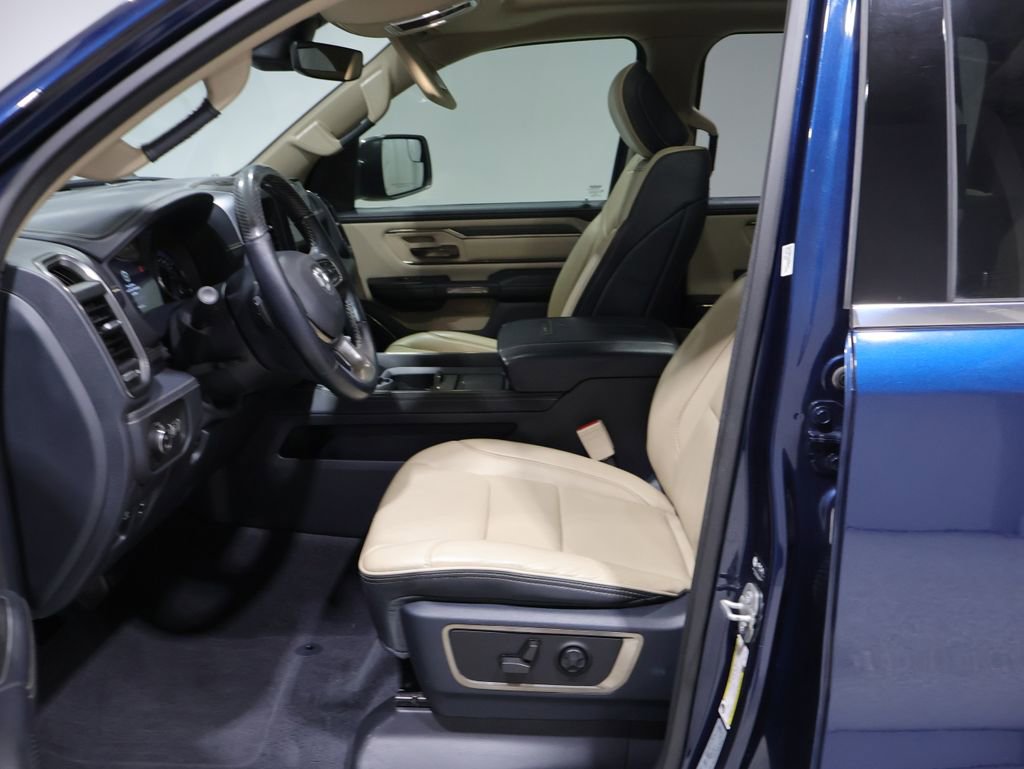 Used 2021 RAM 1500 Limited w/ Off Road Group AWD/4WD image 13