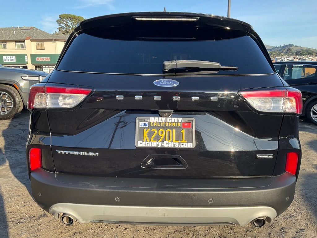 Used 2021 Ford Escape Titanium image 5