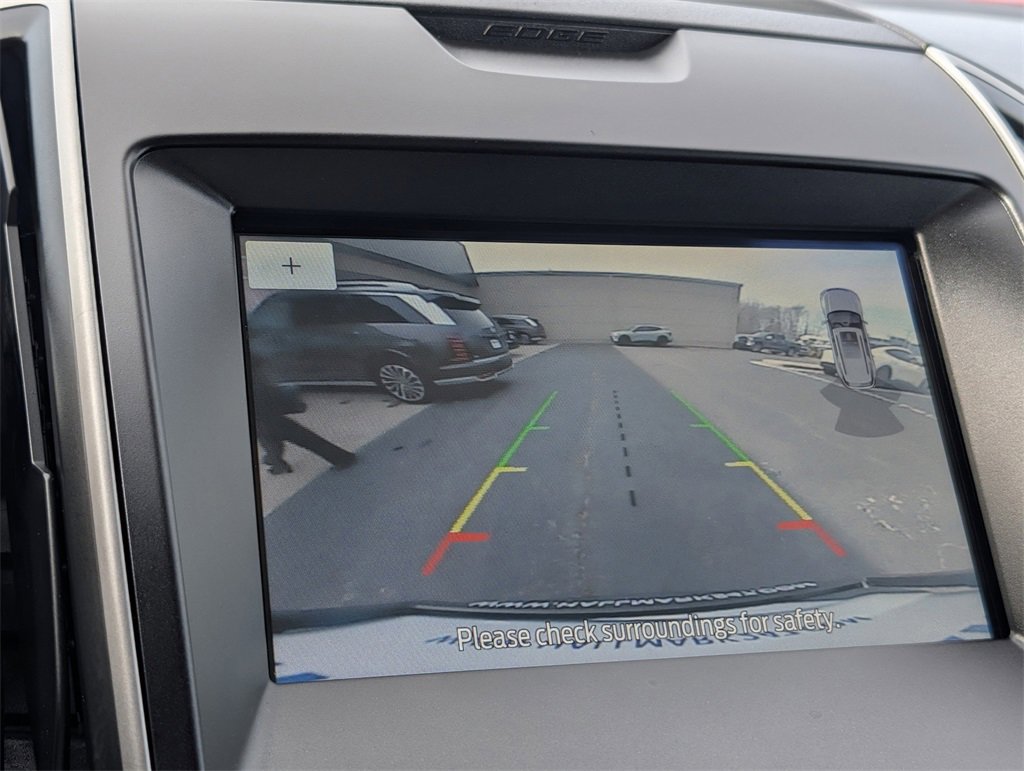 Used 2020 Ford Edge SEL w/ Convenience Package image 18