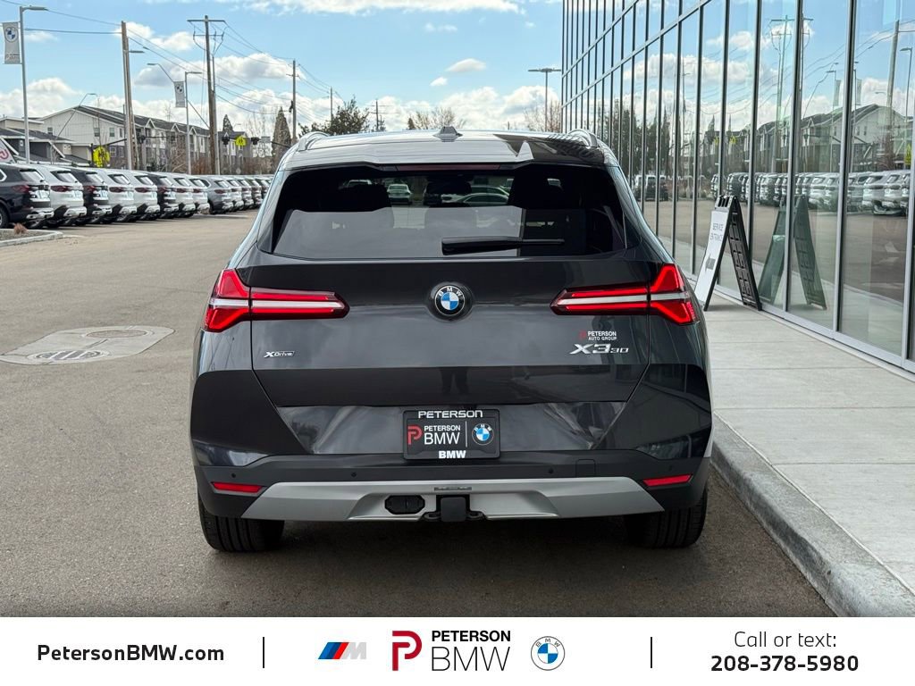 Used 2025 BMW X3 xDrive30i w/ Premium Package image 4