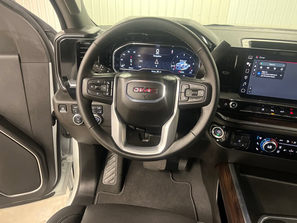 Certified 2025 GMC Sierra 2500 SLT w/ SLT Premium Package AWD/4WD image 17
