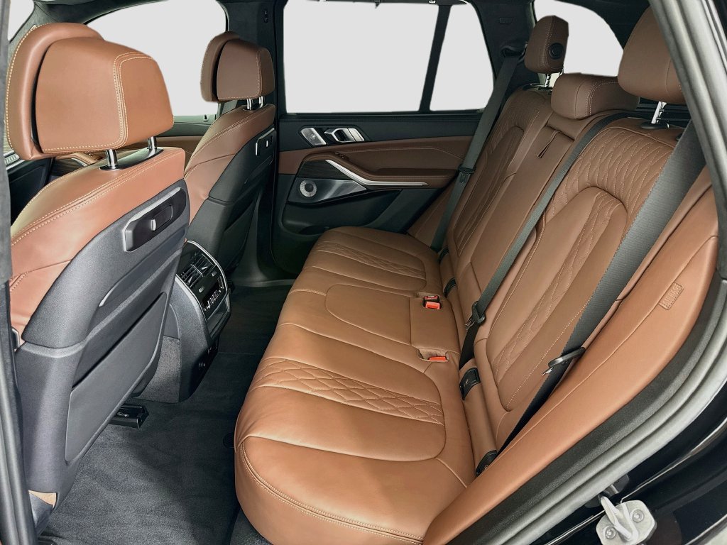 Certified 2026 BMW X5 M60i AWD/4WD image 20