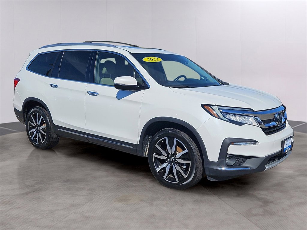 Certified 2022 Honda Pilot Touring image 3