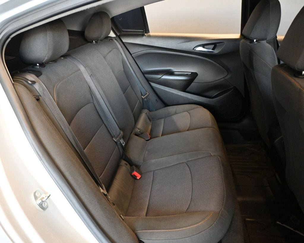 Used 2019 Chevrolet Cruze LS FWD image 14