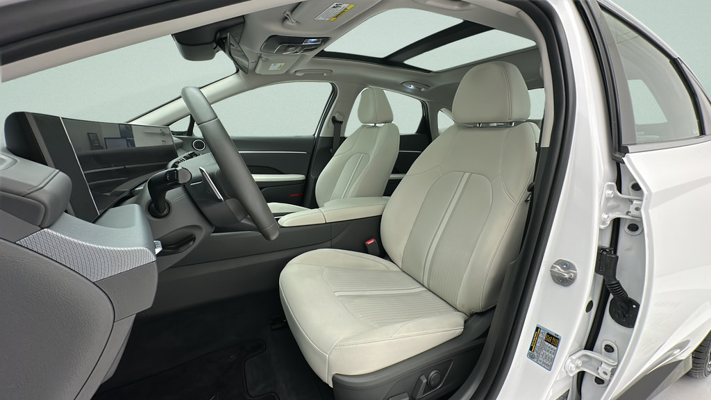 Used 2024 Hyundai Sonata SEL w/ Convenience Package FWD image 15