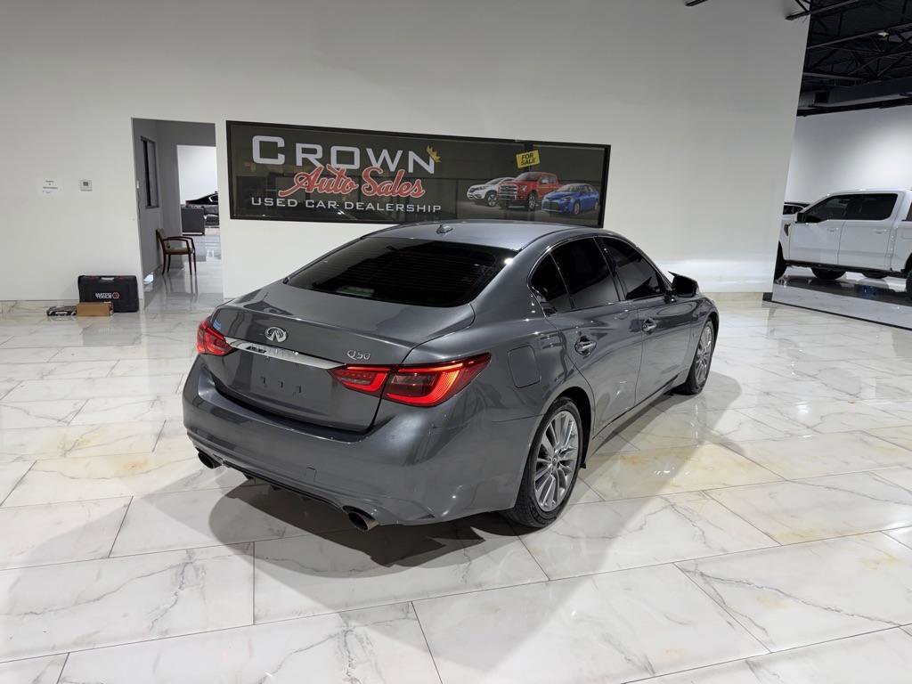 Used 2019 INFINITI Q50 Luxe RWD image 11