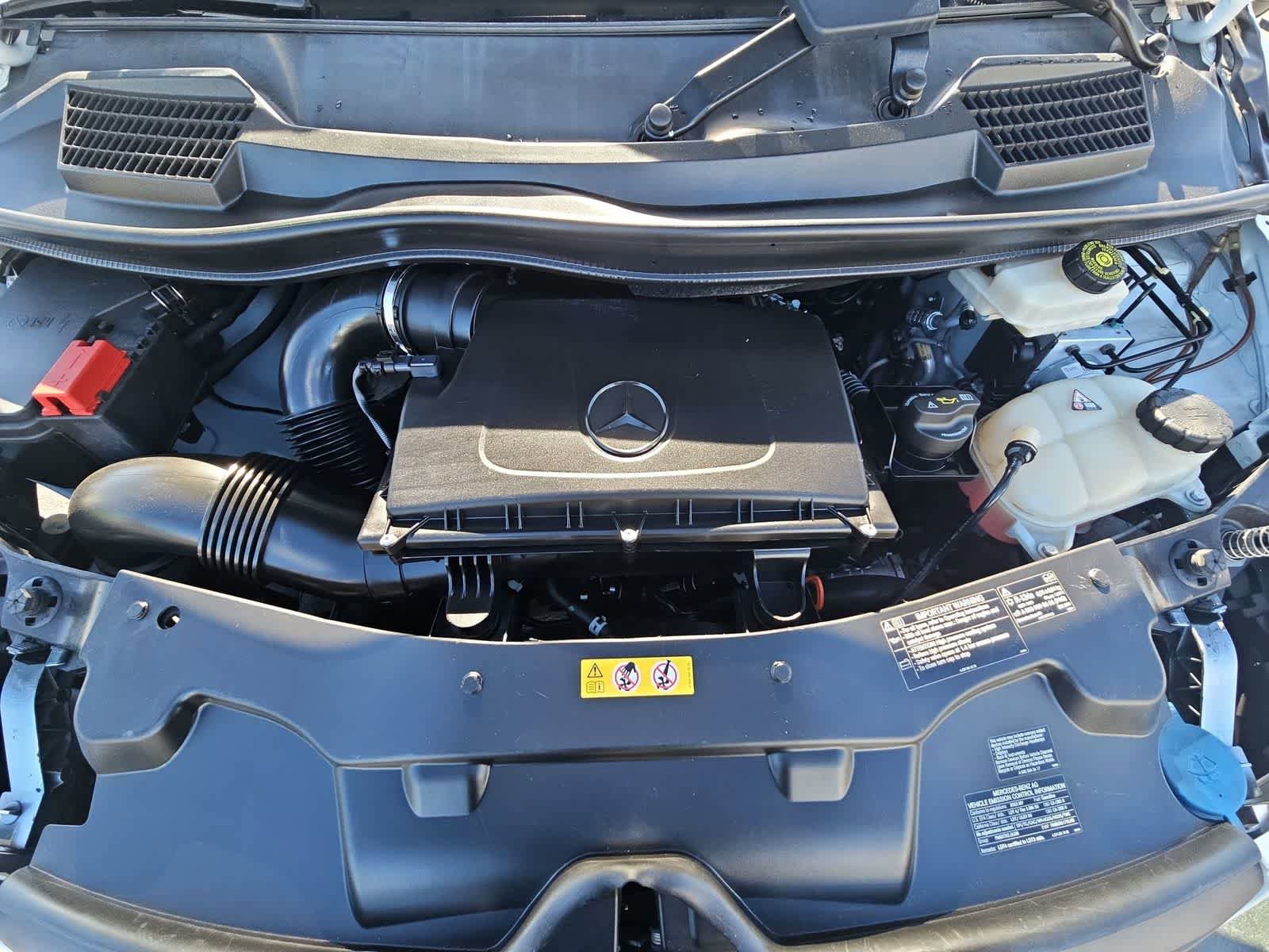 Used 2023 Mercedes-Benz Metris Passenger image 13