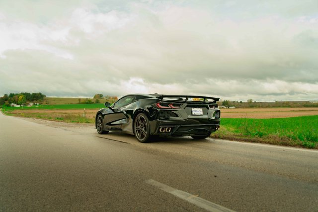 Used 2025 Chevrolet Corvette Stingray Premium Conv w/ Z51 Performance Package RWD image 30