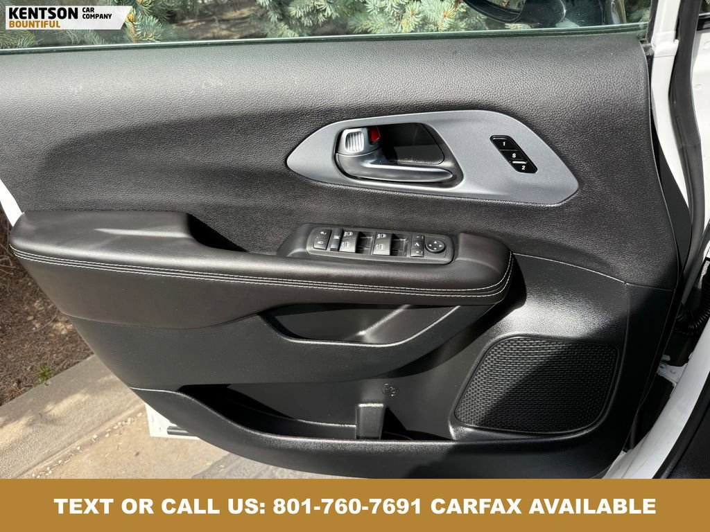 Used 2026 Chrysler Pacifica Limited AWD/4WD image 20