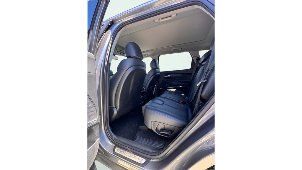 Used 2020 Hyundai Santa Fe Limited AWD/4WD image 9