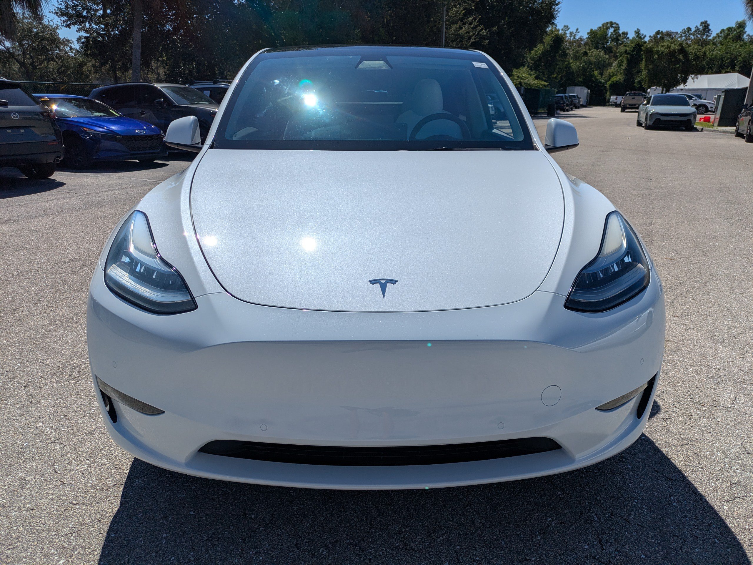 Used 2021 Tesla Model Y Long Range AWD/4WD image 3