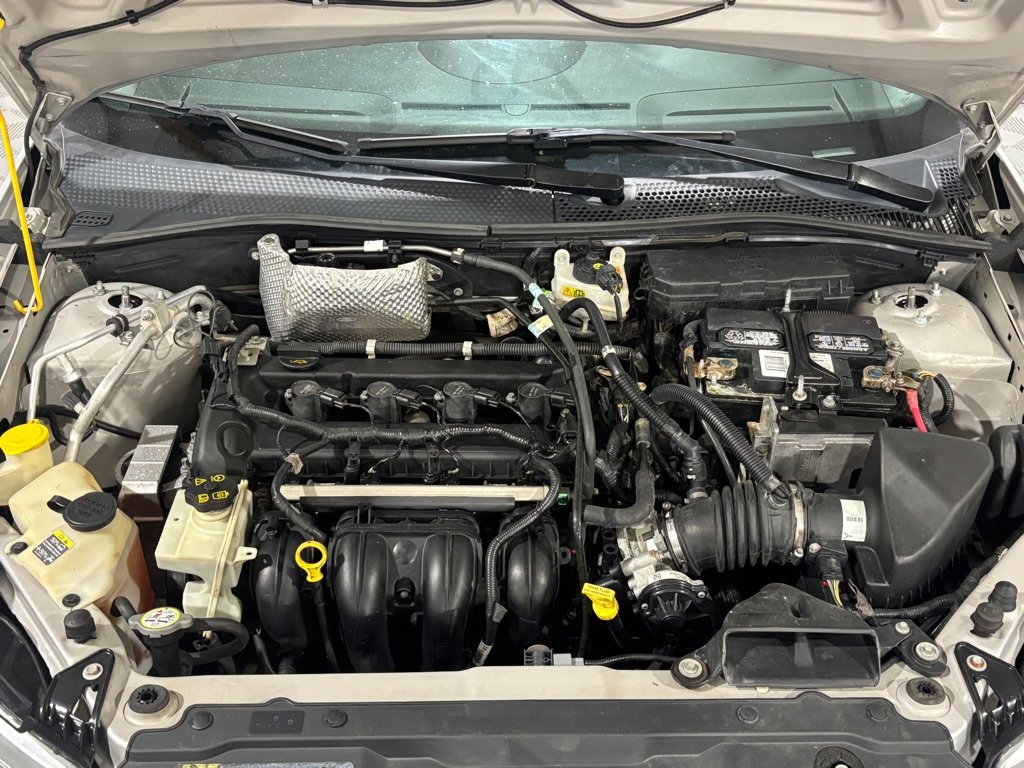 Used 2010 Ford Focus SE image 27