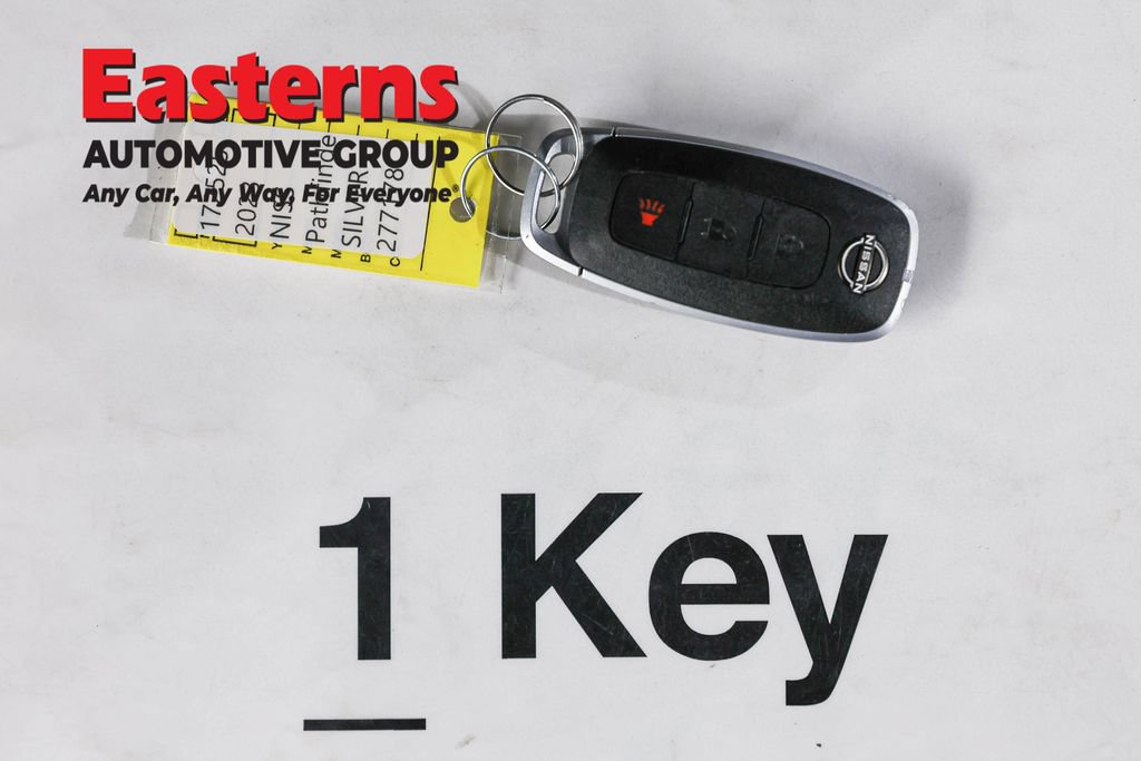 Used 2023 Nissan Pathfinder S AWD/4WD image 26