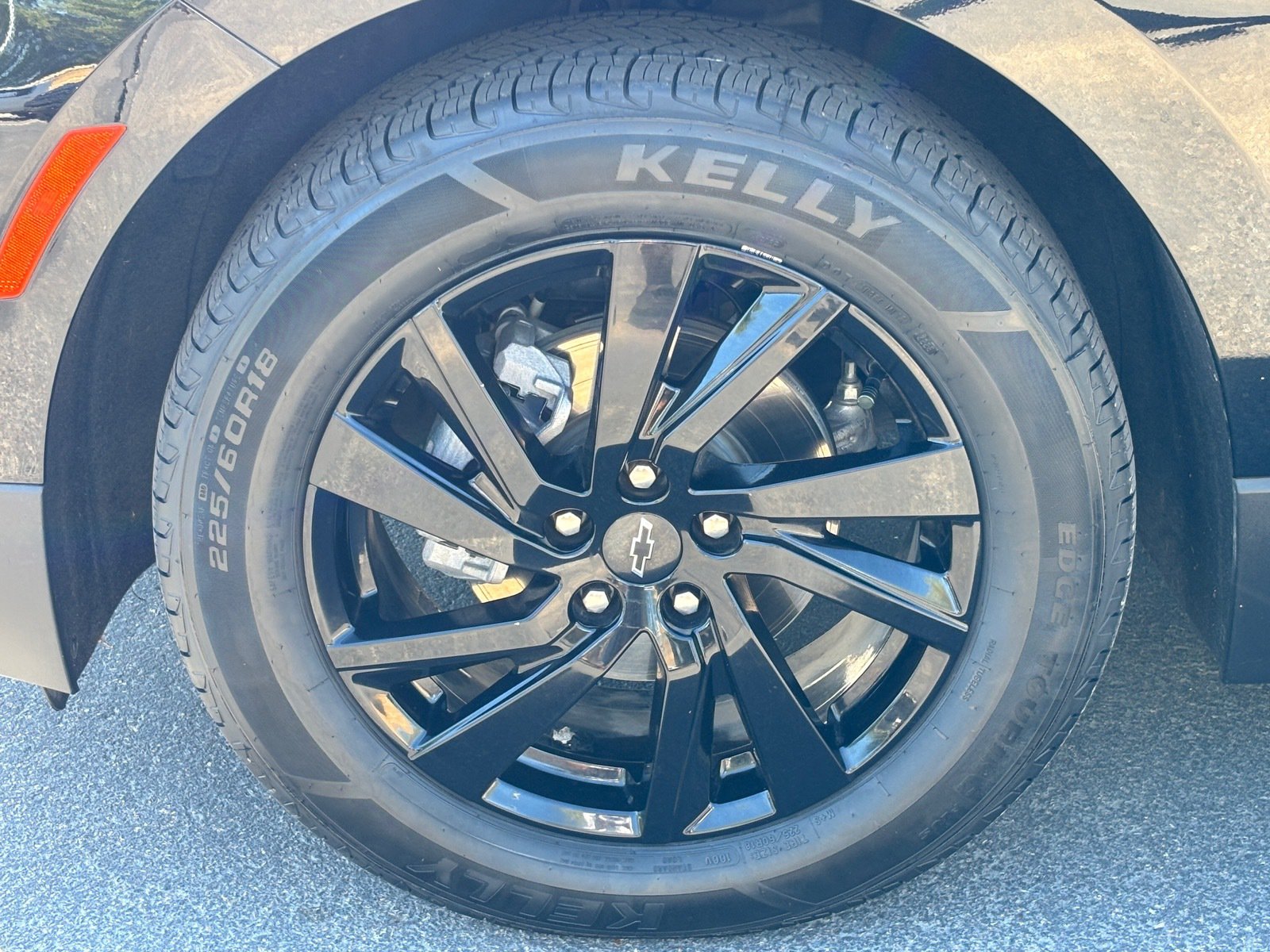 Used 2024 Chevrolet Equinox LS w/ Midnight Edition FWD image 10