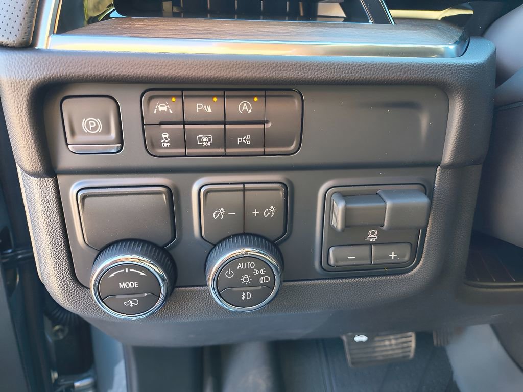 New 2026 Chevrolet Tahoe High Country image 21