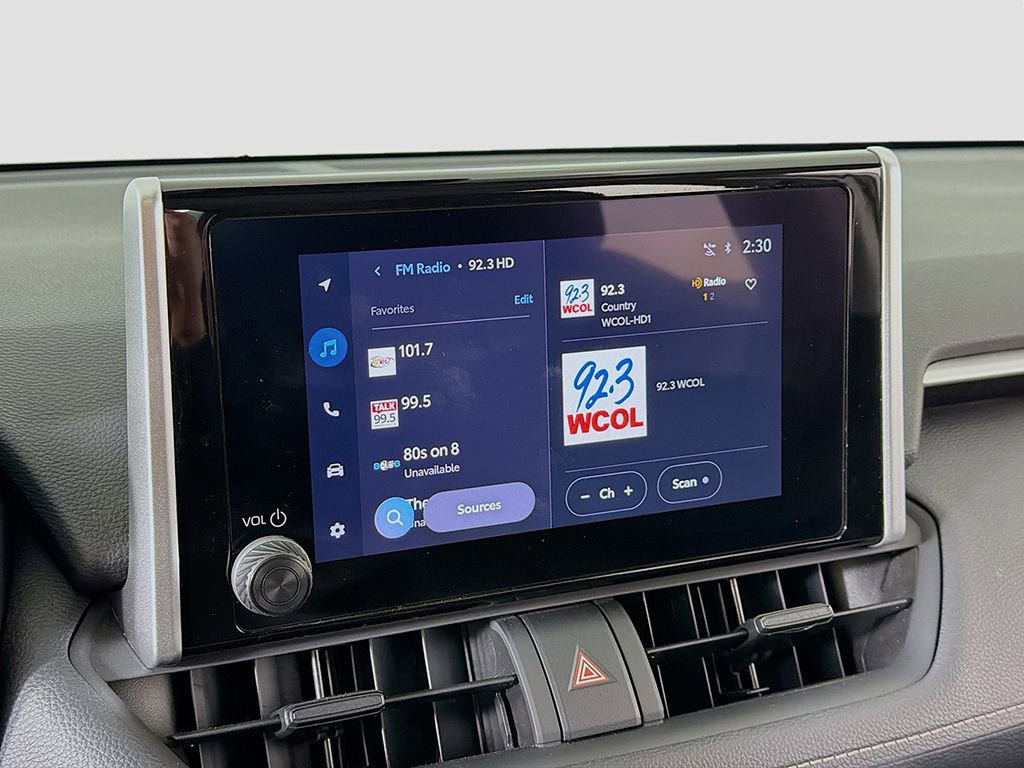 Used 2025 Toyota RAV4 LE image 30