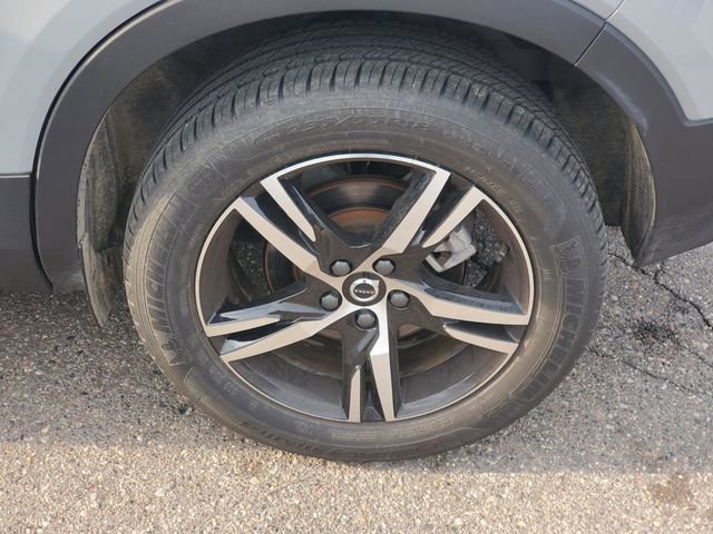Certified 2026 Volvo XC40 B5 Core w/ Climate Package AWD/4WD image 7