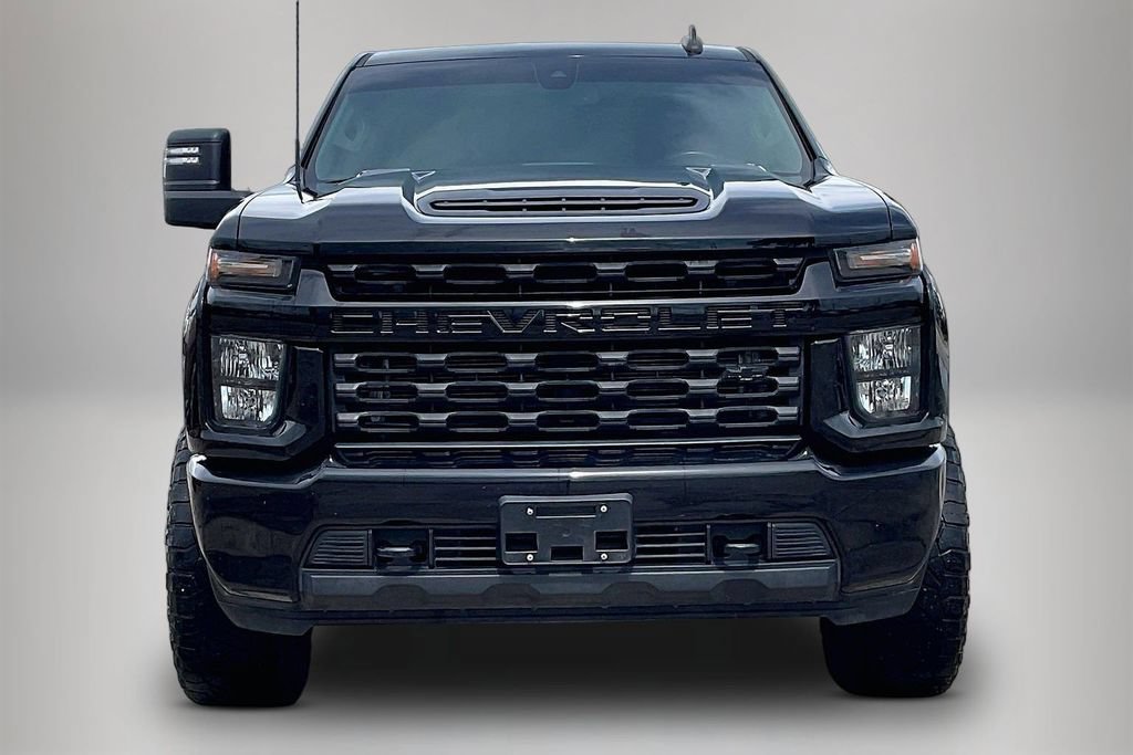 Used 2022 Chevrolet Silverado 2500 Custom w/ Custom Value Package AWD/4WD image 3