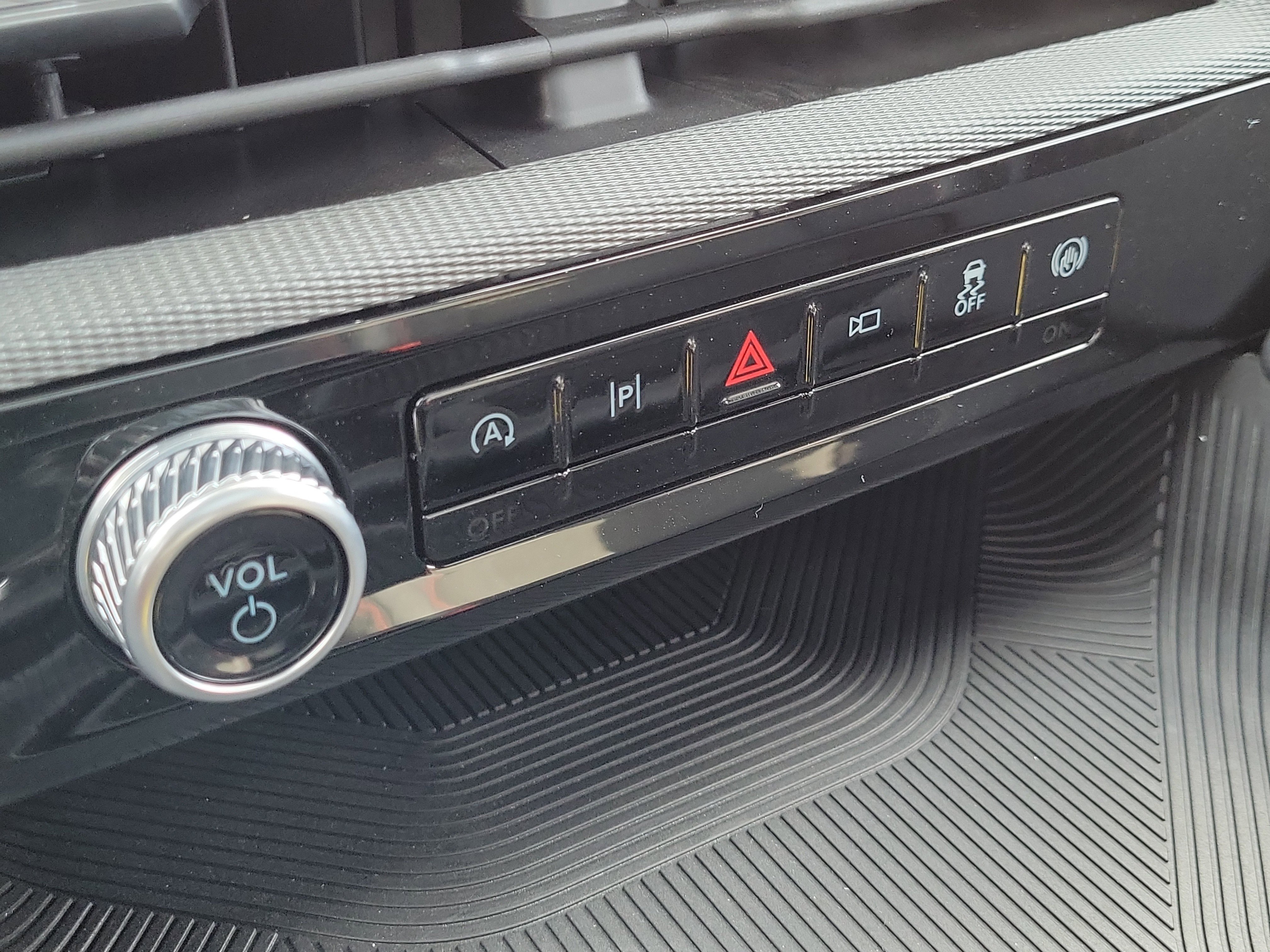 New 2026 Ford Explorer ST image 30