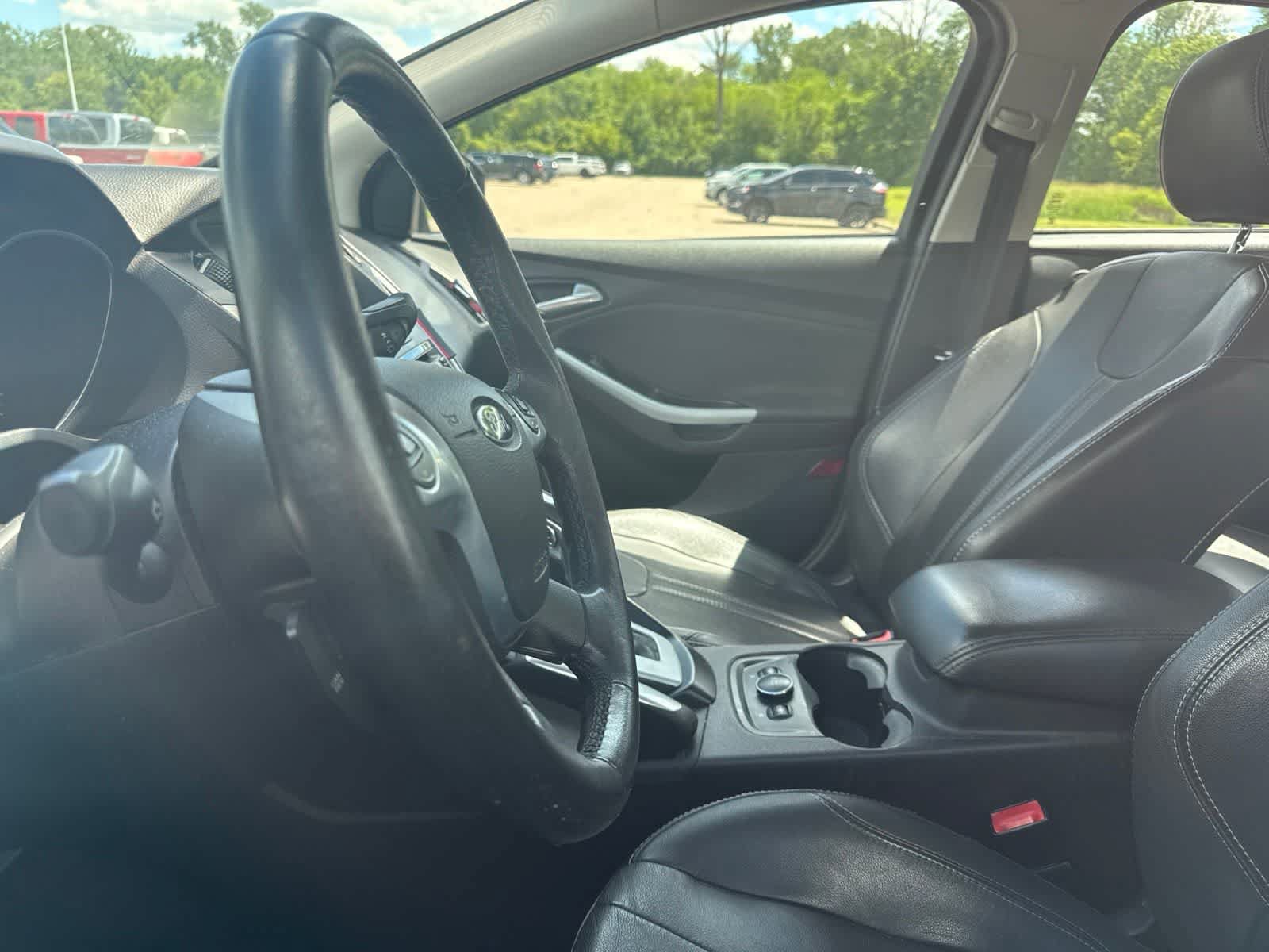 Used 2013 Ford Focus SE FWD image 33