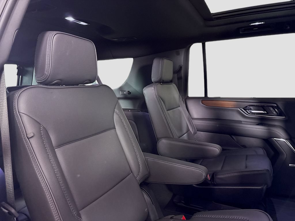 New 2026 GMC Yukon XL Denali w/ Denali Reserve Package AWD/4WD image 30