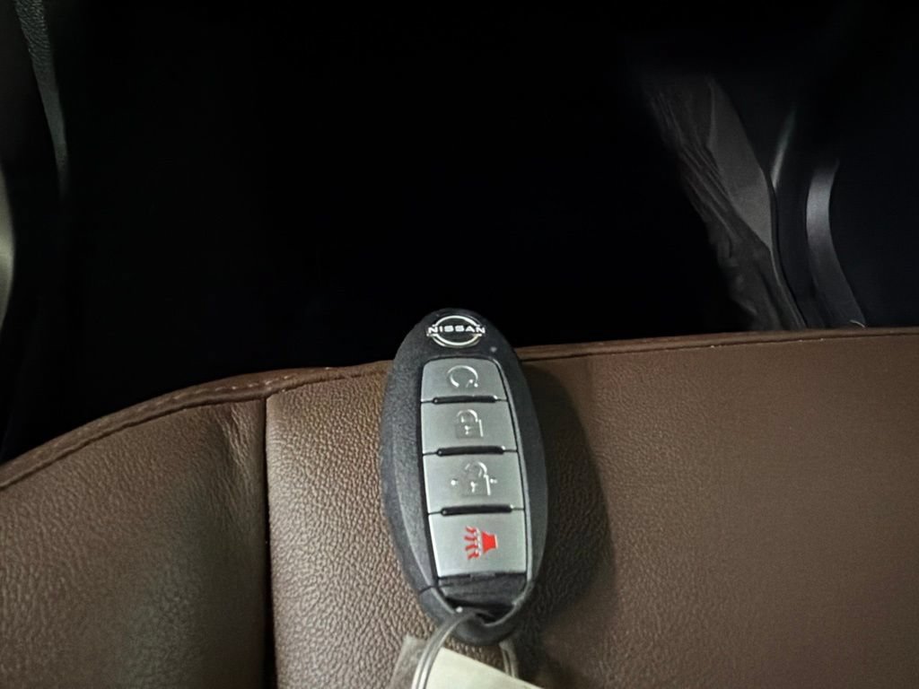 Used 2023 Nissan Titan Platinum Reserve w/ Off Road Protection Package AWD/4WD image 40