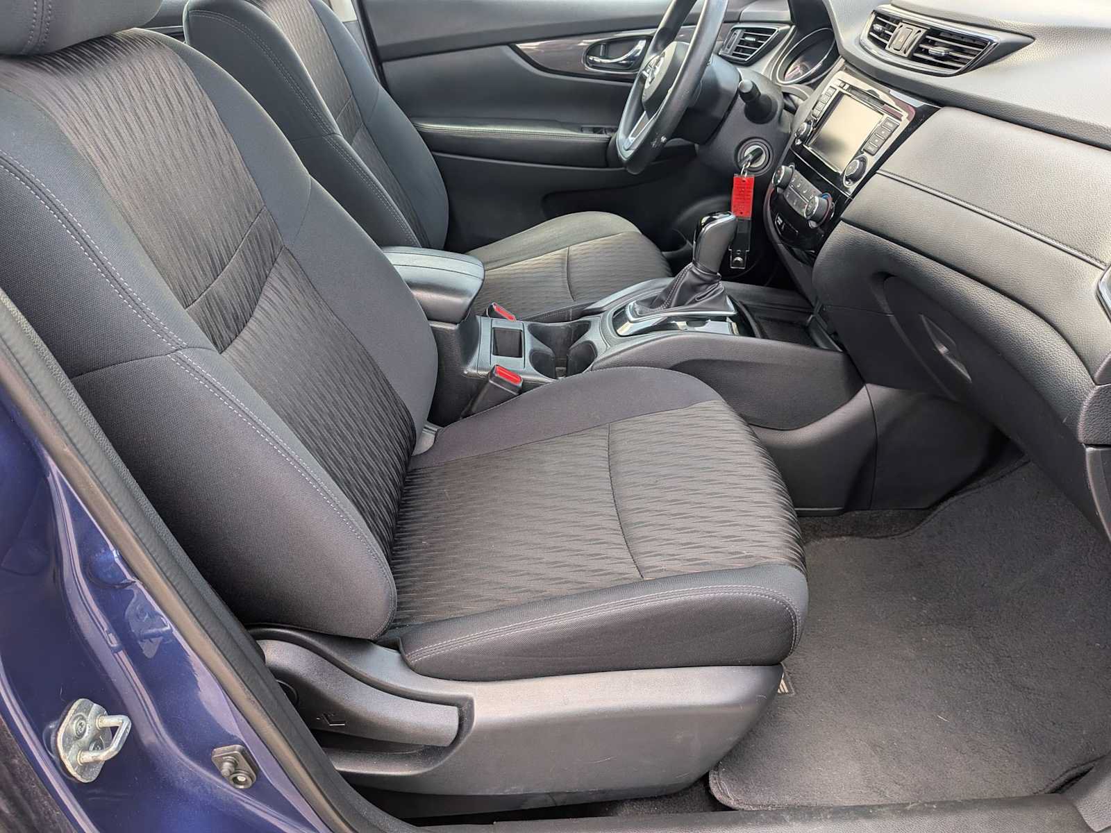 Used 2018 Nissan Rogue S AWD/4WD image 20