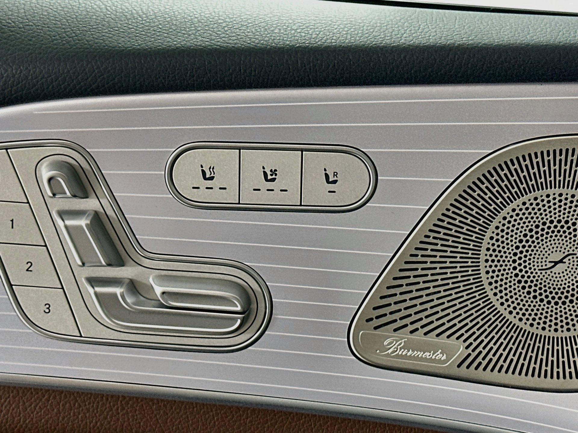 New 2027 Mercedes-Benz GLS 450 4MATIC image 22