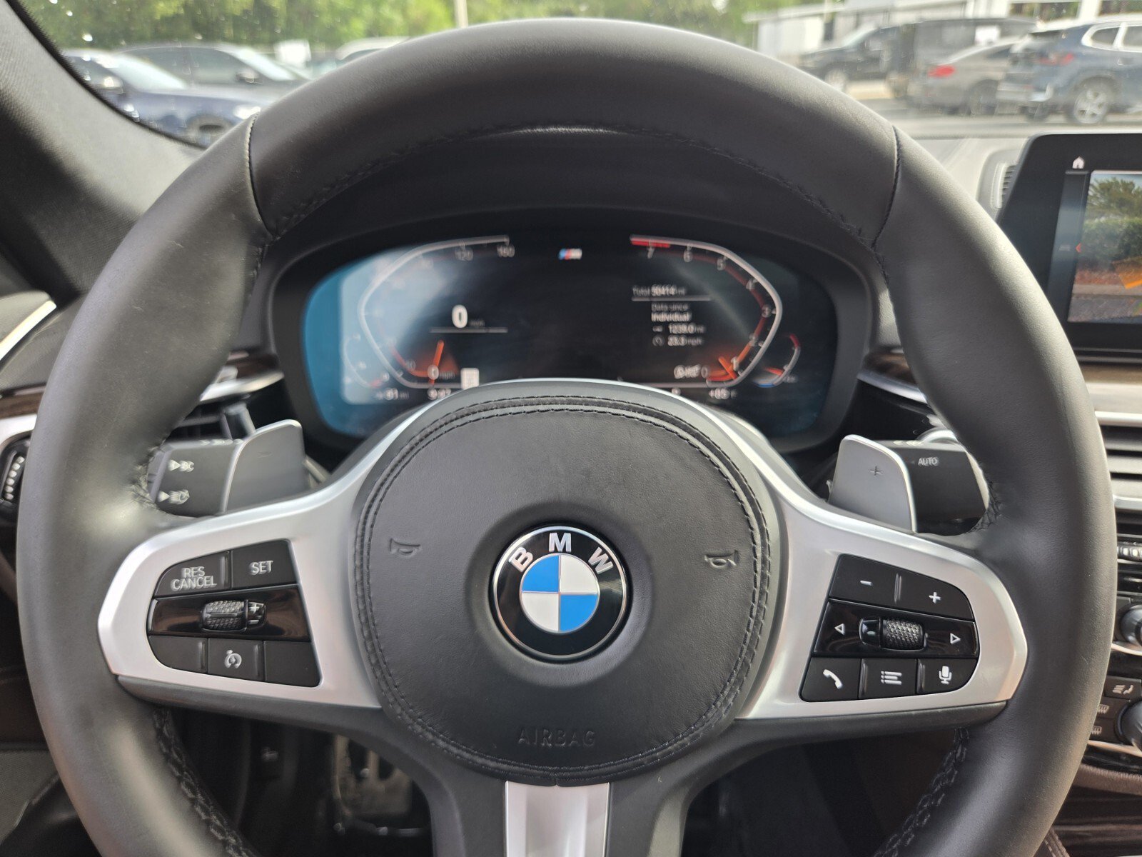 Used 2020 BMW 540i w/ Executive Package RWD image 28
