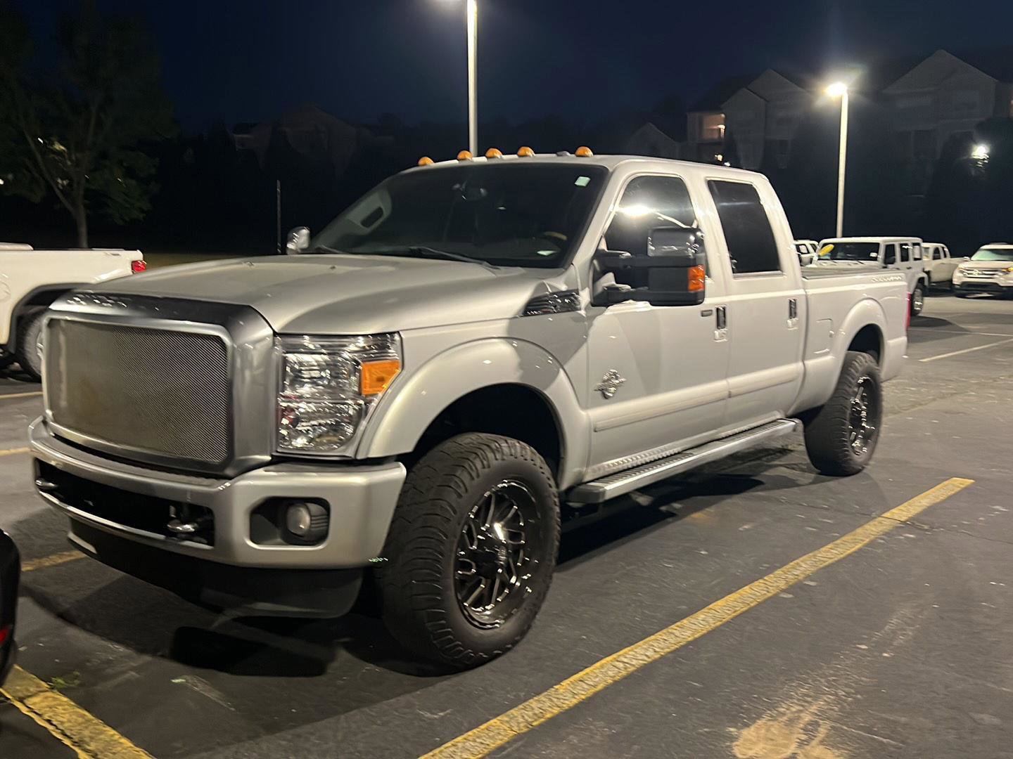 Used 2013 Ford F250 Platinum w/ FX4 Off Road Pkg image 2