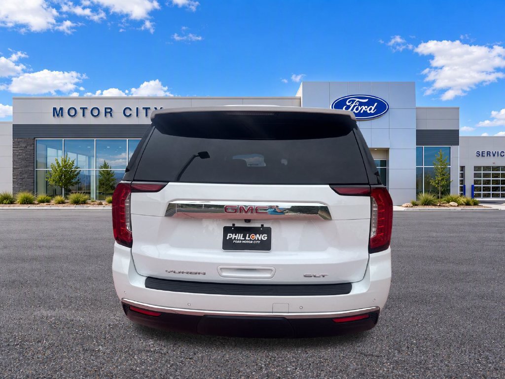 Used 2022 GMC Yukon XL SLT w/ SLT Premium Package AWD/4WD image 7