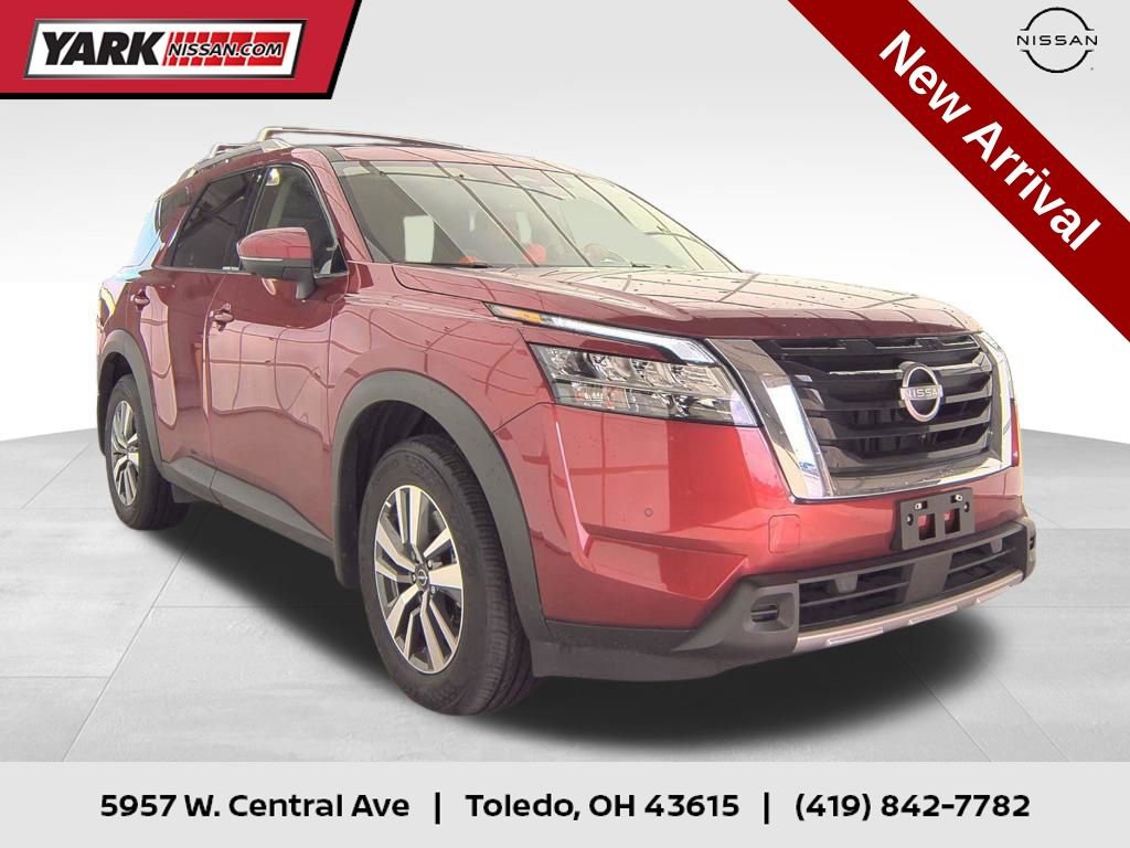 Certified 2024 Nissan Pathfinder SL