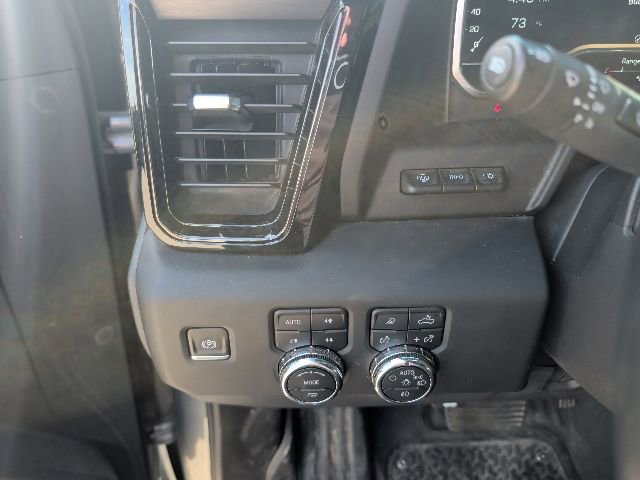 Used 2024 GMC Sierra 2500 AT4 w/ Technology Package AWD/4WD image 16