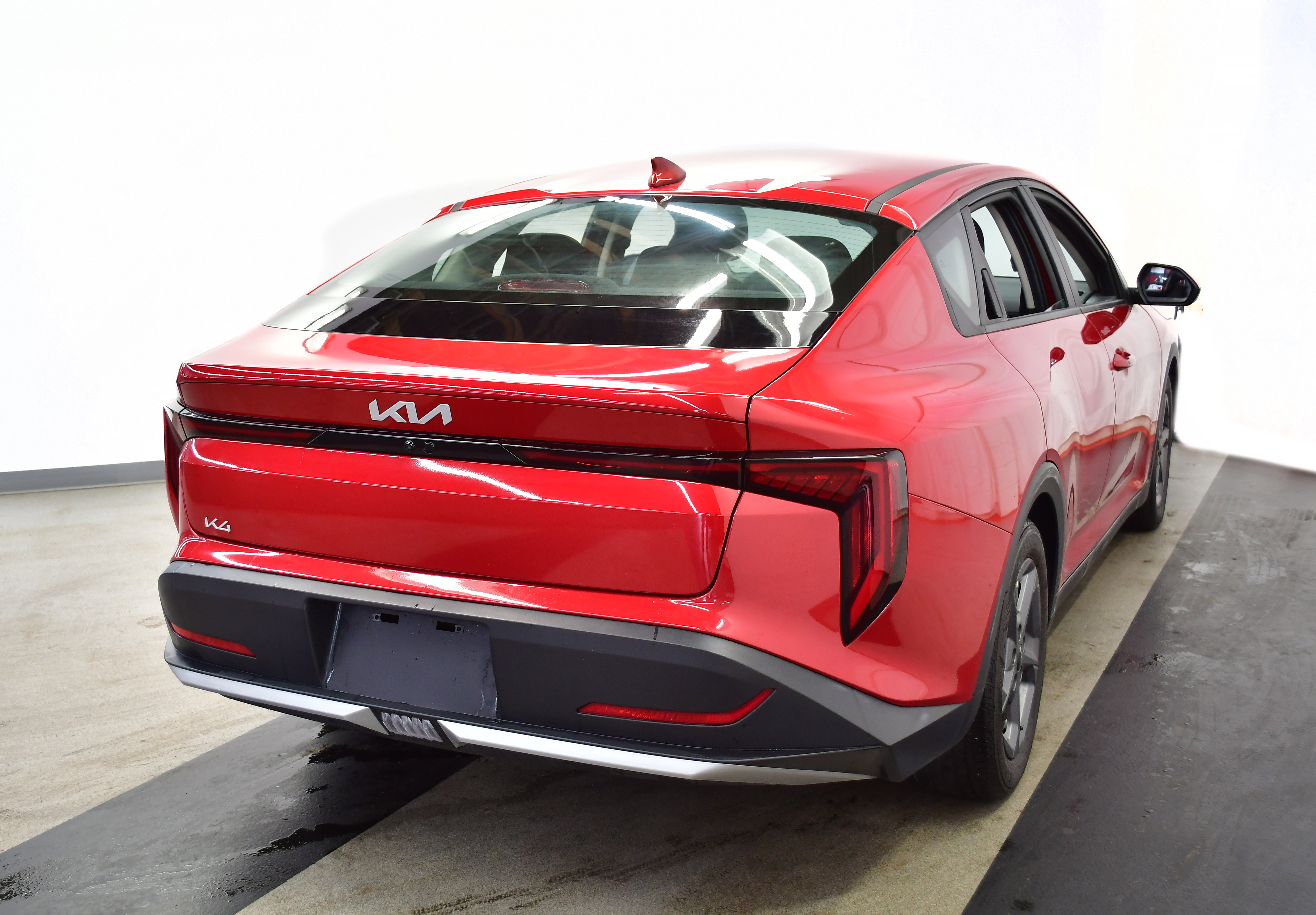 Used 2025 Kia K4 image 7