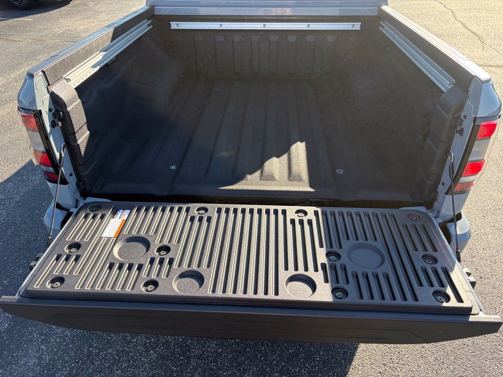 New 2027 Nissan Frontier PRO-4X AWD/4WD image 11